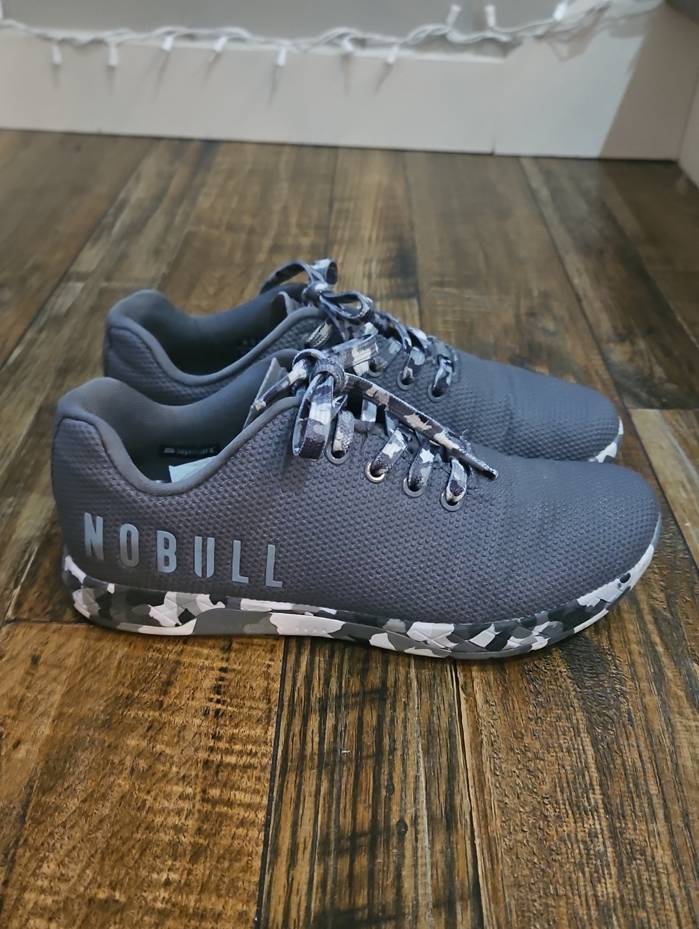 NOBULL Gray Athletic Trainer with Camo Sole (Unisex W-9‎ M-7.5)